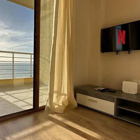 Lovely 2-bedroom With Seaview, Location Big Sea Balcony Lejlighed *