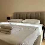 Lovely 2-bedroom With Seaview, Location Big Sea Balcony Apartment Durrës