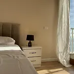 Lovely 2-bedroom With Seaview, Location Big Sea Balcony *