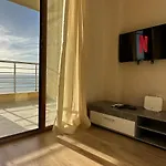 Lovely 2-bedroom With Seaview, Location Big Sea Balcony Apartment *