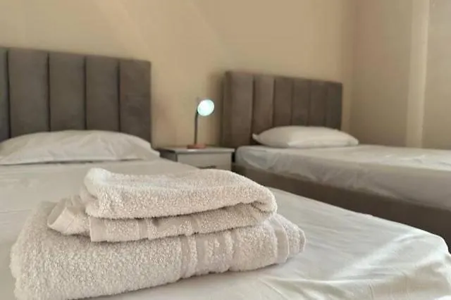 Apartamento Lovely 2-bedroom With Seaview, Location Big Sea Balcony