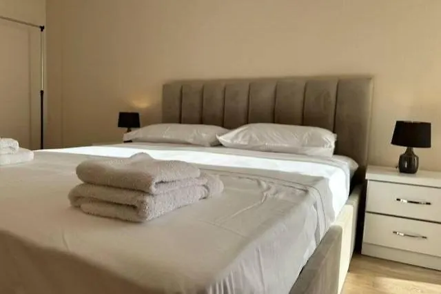 Lovely 2-bedroom With Seaview, Location Big Sea Balcony Apartamento Durrës