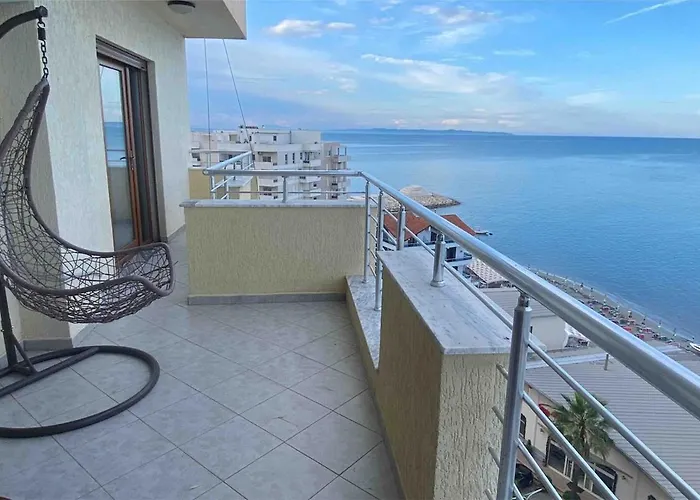 Lovely 2-bedroom With Seaview, Location Big Sea Balcony Apartamento