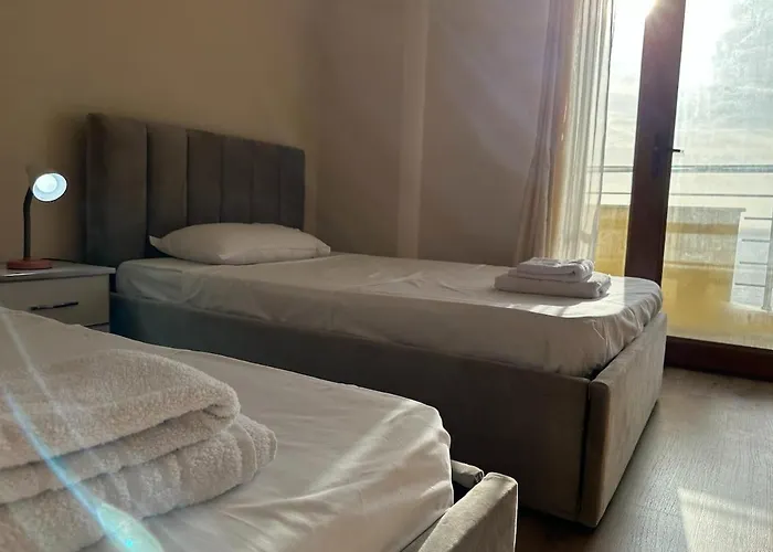 Lovely 2-bedroom With Seaview, Location Big Sea Balcony