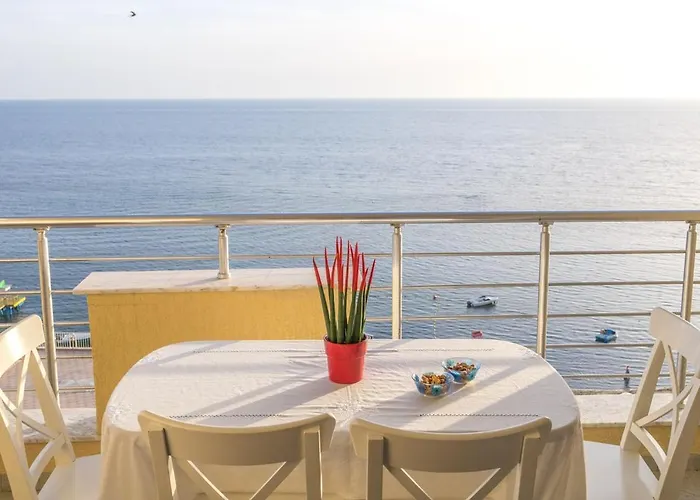 Lovely 2-bedroom With Seaview, Location Big Sea Balcony * Durrës